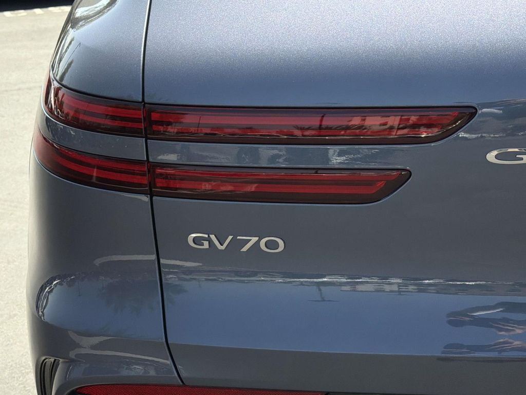 2026 Genesis GV70 2.5T SPORT PRESTIGE