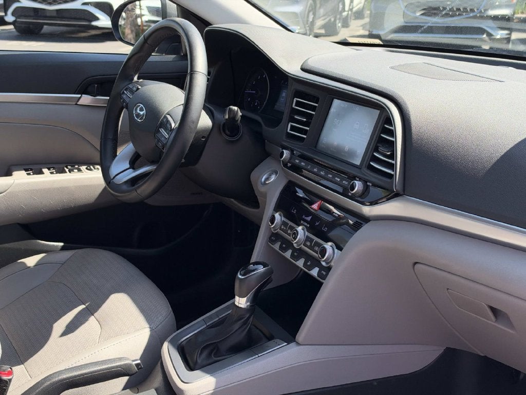 2020 Hyundai Elantra Limited