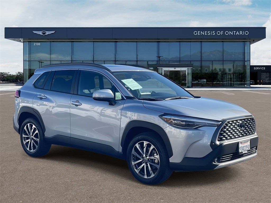 2022 Toyota Corolla Cross XLE