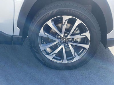 2022 Toyota Corolla Cross XLE AWD