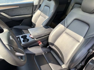 2024 Tesla Model Y Performance
