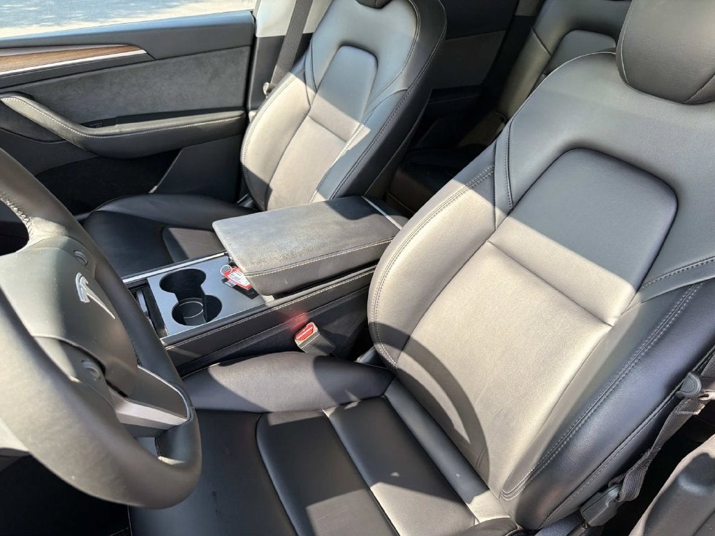 2024 Tesla Model Y Performance
