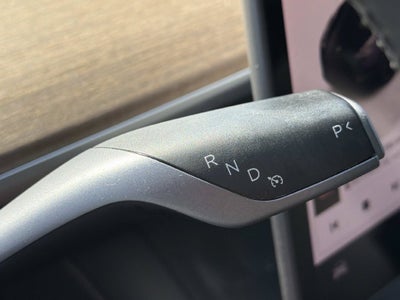 2024 Tesla Model Y Performance