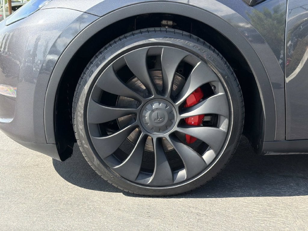2024 Tesla Model Y Performance