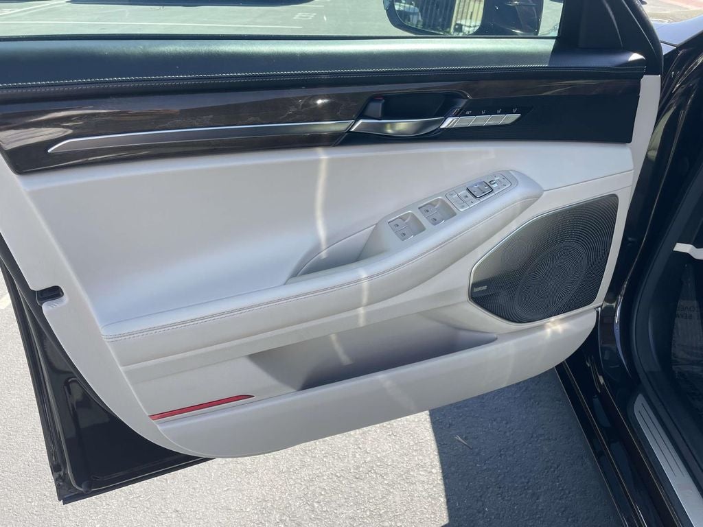 2018 Genesis G90 5.0 Ultimate