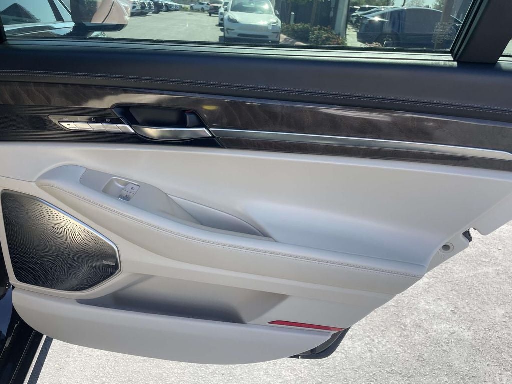 2018 Genesis G90 5.0 Ultimate