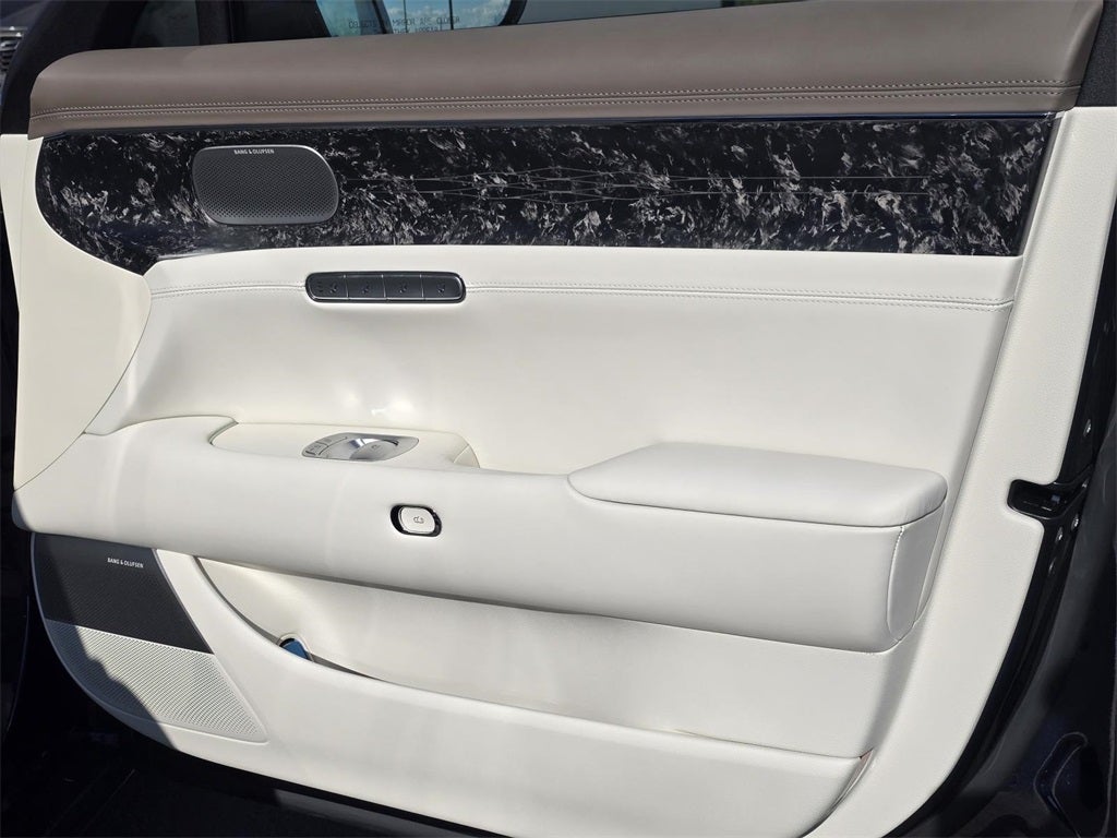 2026 Genesis G90 3.5T E-SC MHEV