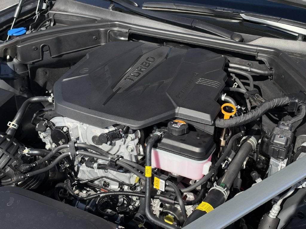 2027 Genesis G70 Standard