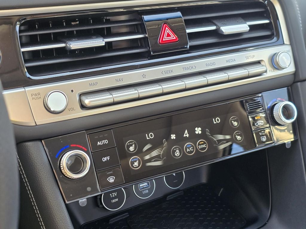 2026 Genesis G70 2.5T PRESTIGE