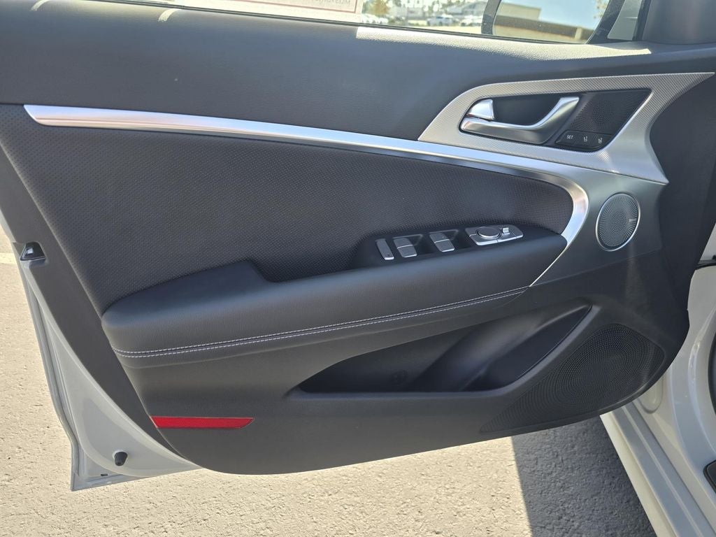 2026 Genesis G70 2.5T PRESTIGE