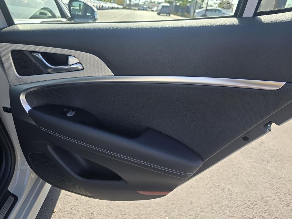 2026 Genesis G70 2.5T PRESTIGE