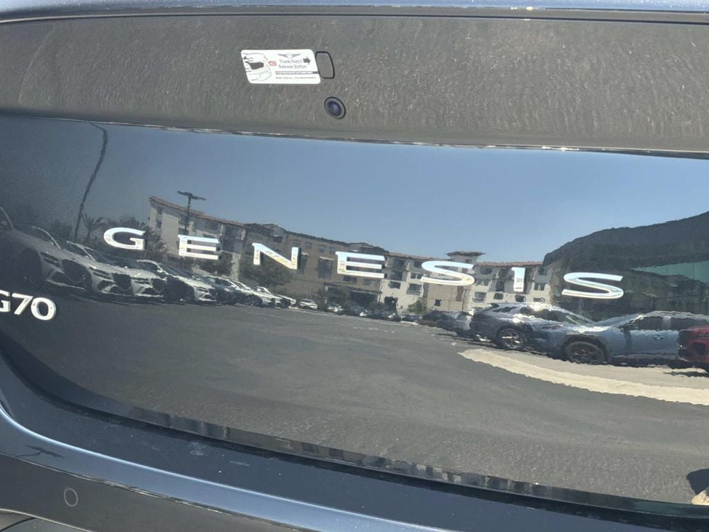 2026 Genesis G70 2.5T PRESTIGE