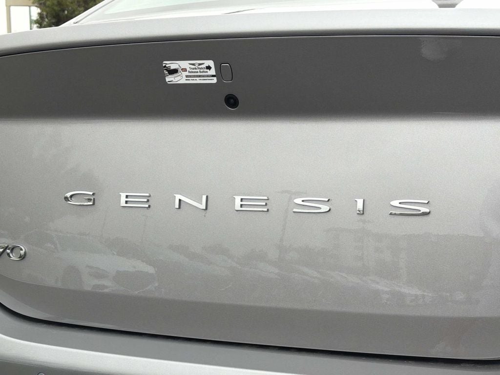2026 Genesis G70 2.5T PRESTIGE