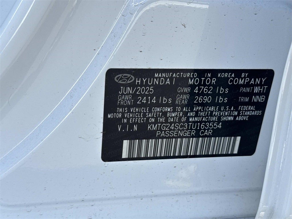 2026 Genesis G70 2.5T PRESTIGE