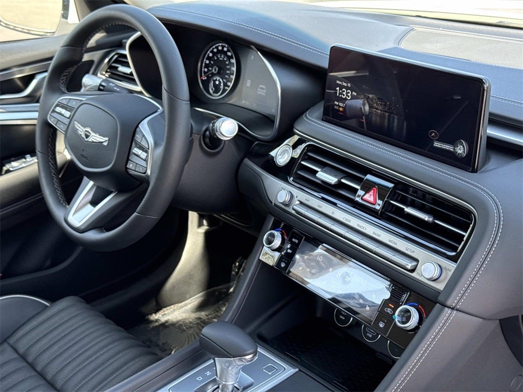 2026 Genesis G70 2.5T PRESTIGE