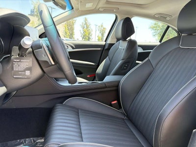 2026 Genesis G70 2.5T PRESTIGE