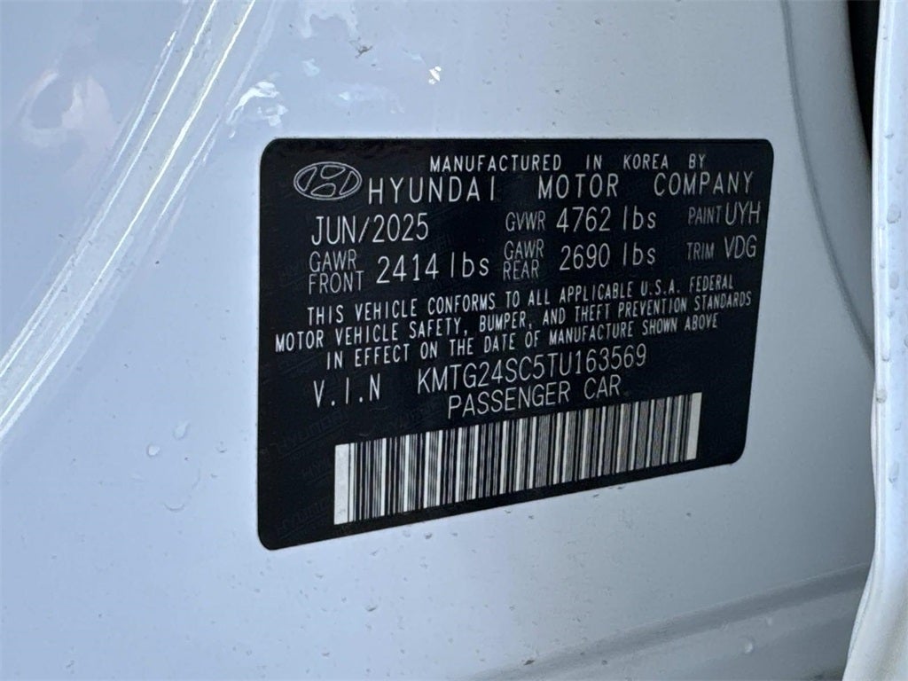 2026 Genesis G70 2.5T PRESTIGE