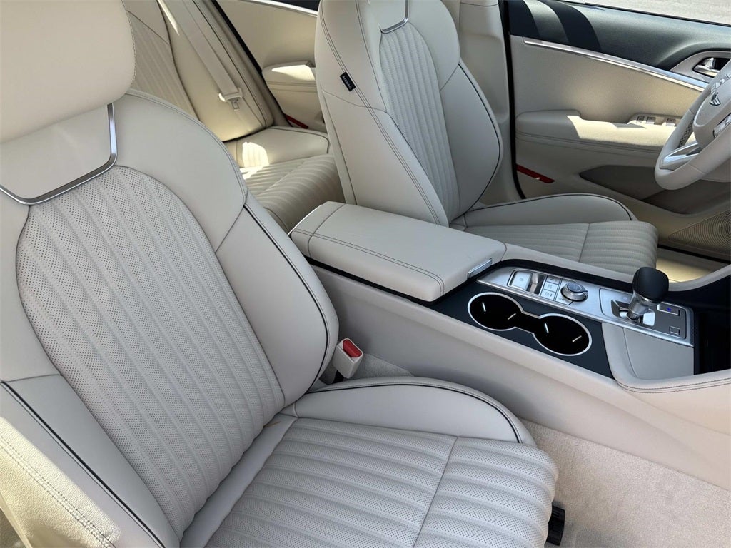 2026 Genesis G70 2.5T PRESTIGE