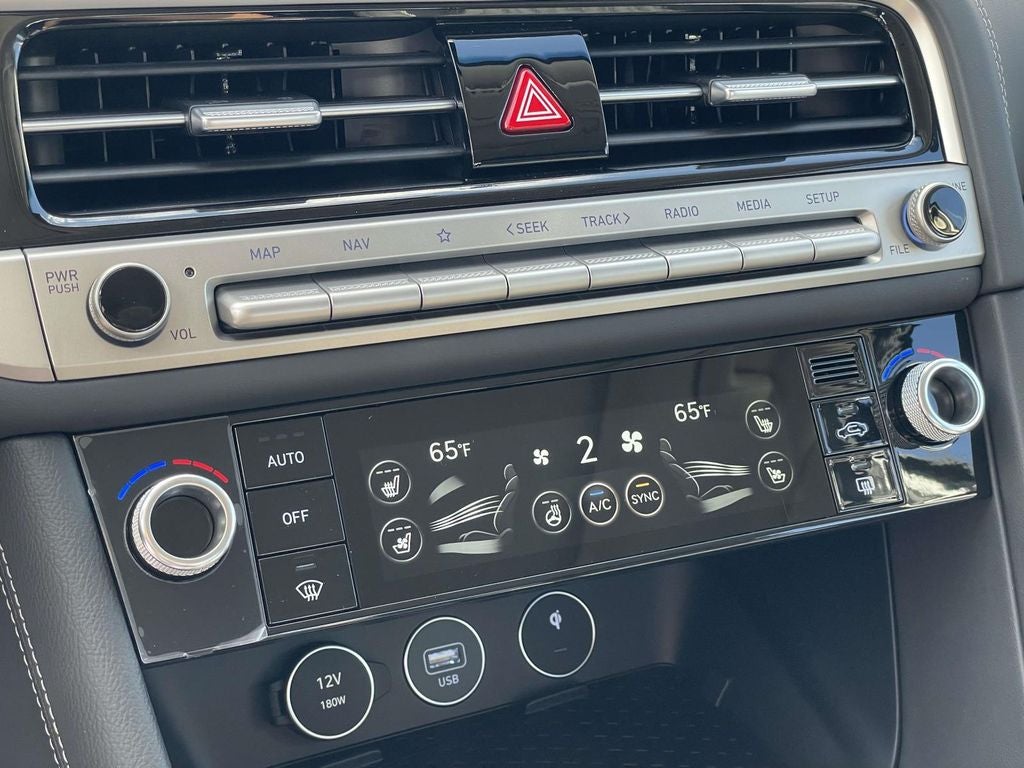 2026 Genesis G70 2.5T PRESTIGE