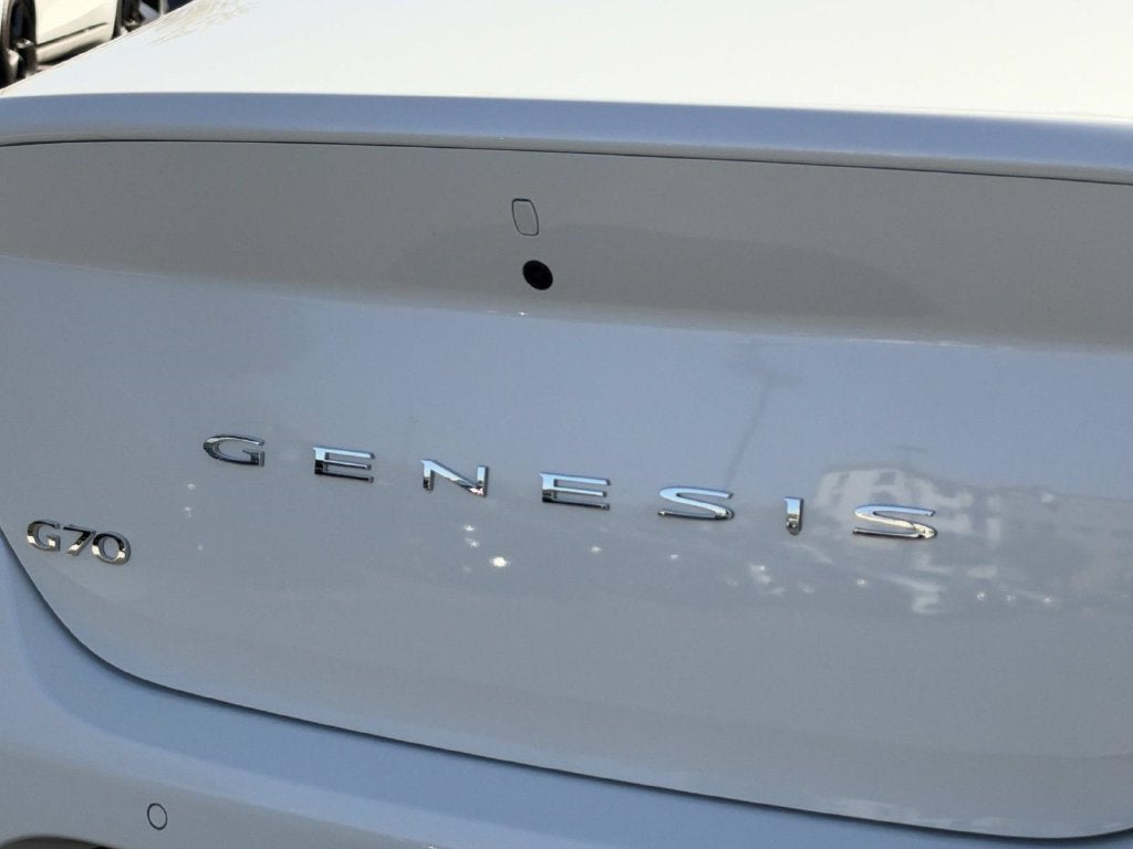 2026 Genesis G70 2.5T PRESTIGE