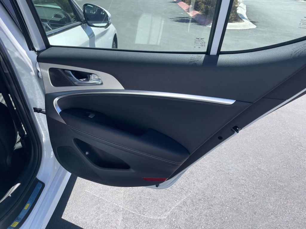 2026 Genesis G70 2.5T Prestige