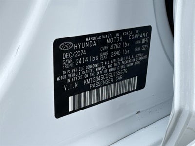 2025 Genesis G70 2.5T