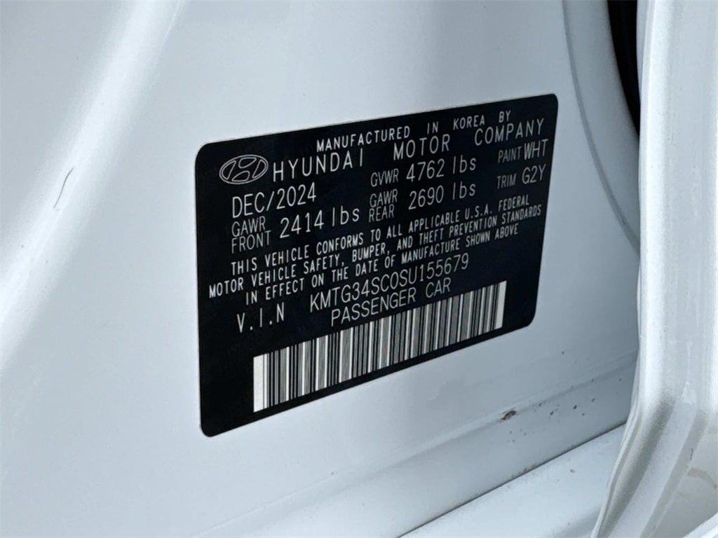 2025 Genesis G70 2.5T