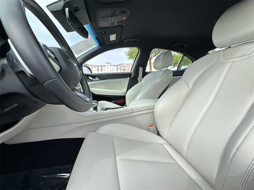 2025 Genesis G70 2.5T