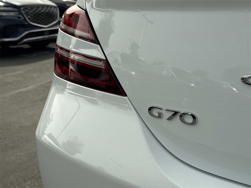2025 Genesis G70 2.5T