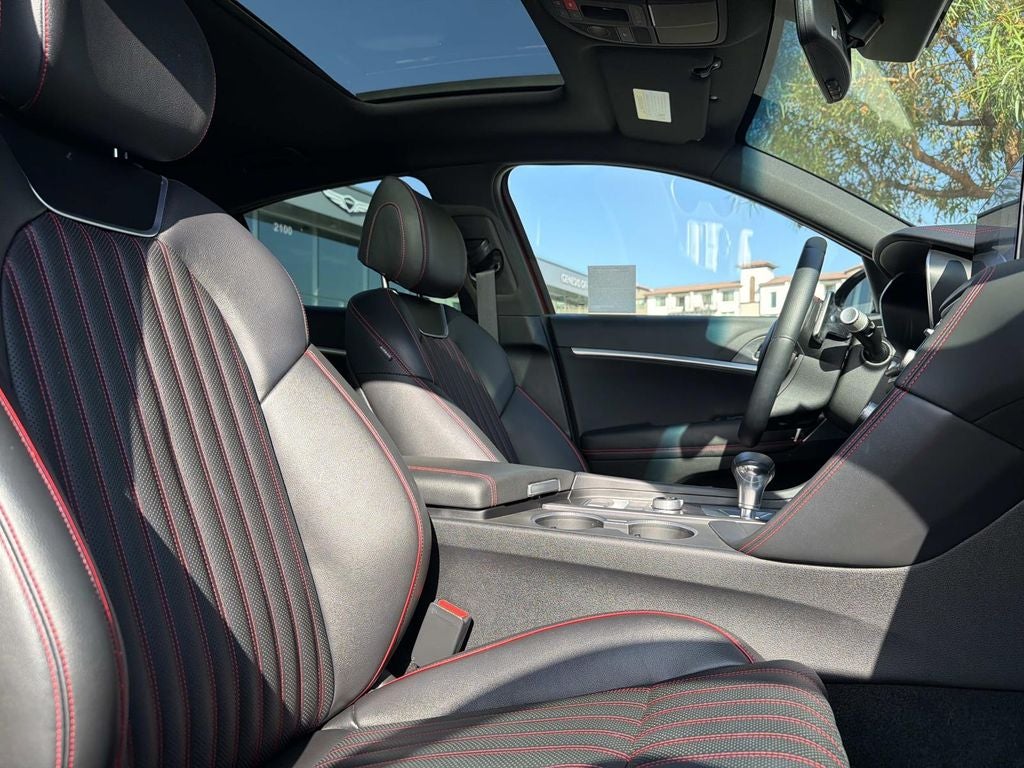 2024 Genesis G70 2.5T
