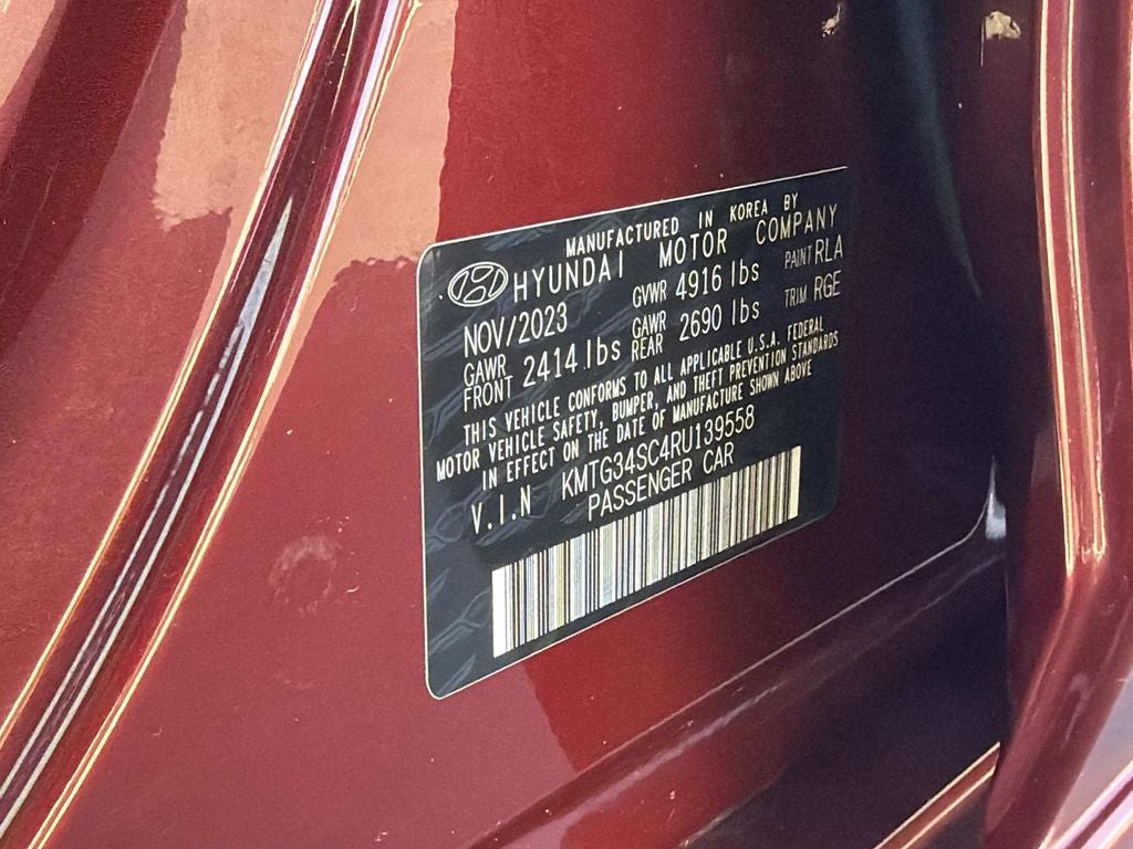 2024 Genesis G70 2.5T