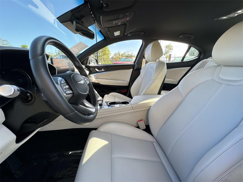 2025 Genesis G70 2.5T