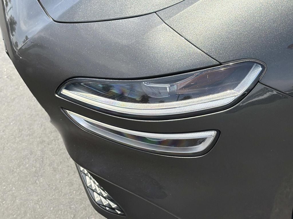 2023 Genesis G70 2.0T Sport Prestige