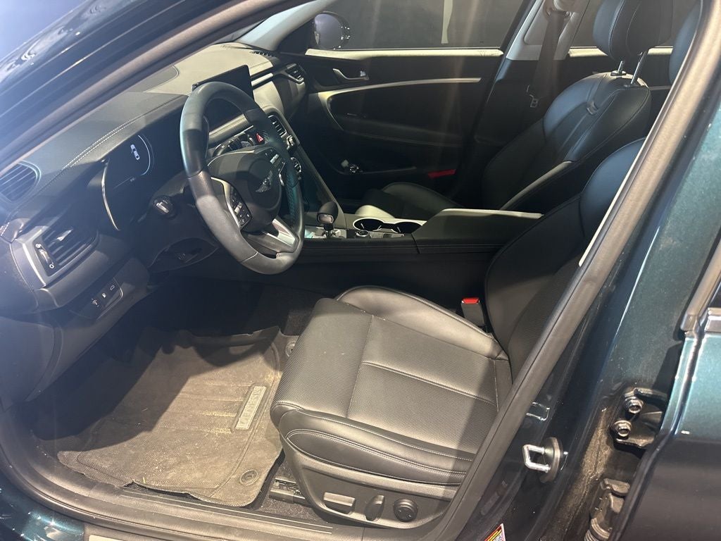 2023 Genesis G70 2.0T