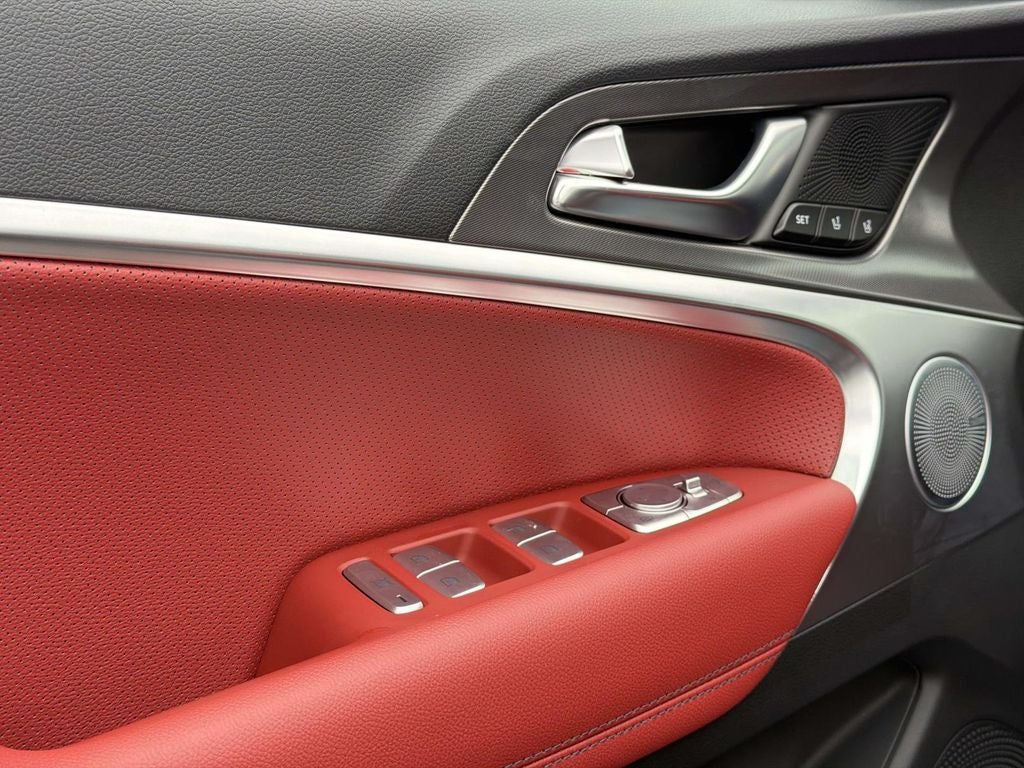 2026 Genesis G70 3.3T SPORT PRESTIGE
