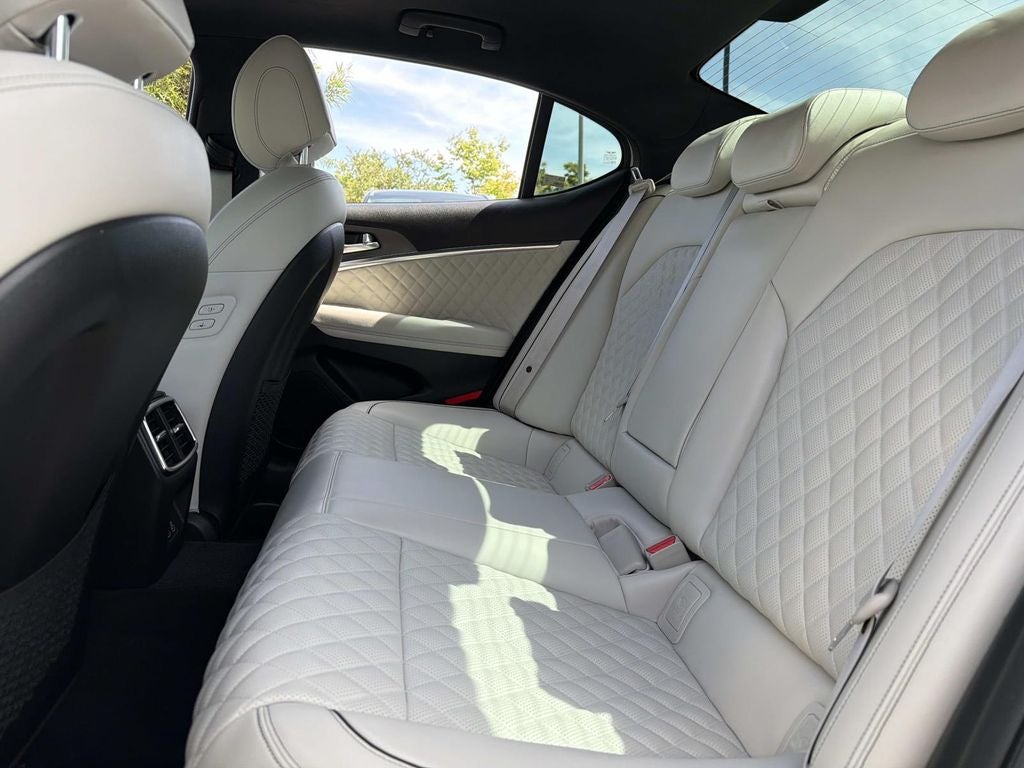 2025 Genesis G70 3.3T Sport Advanced