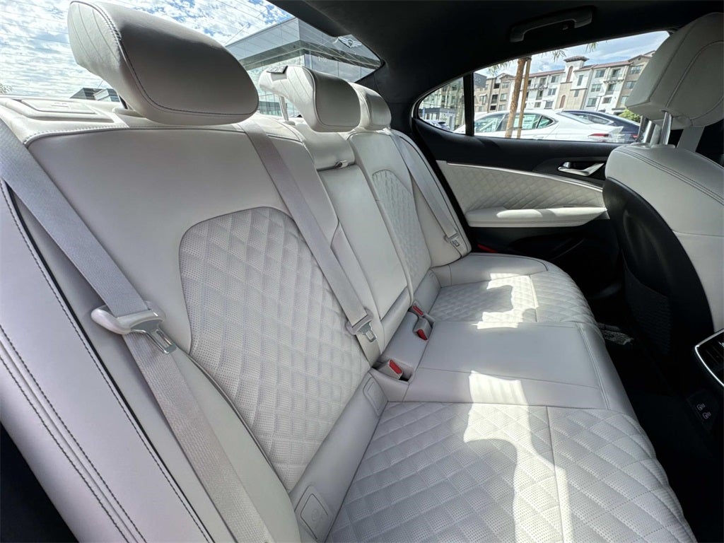 2025 Genesis G70 3.3T Sport Advanced