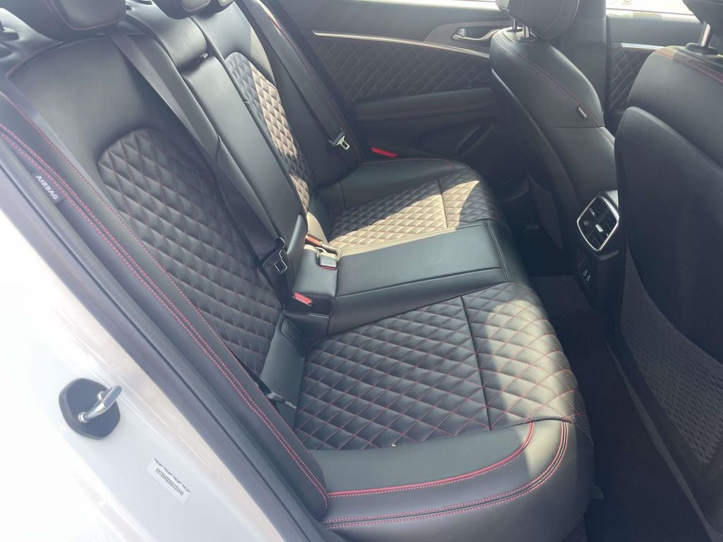 2025 Genesis G70 3.3T Sport Prestige