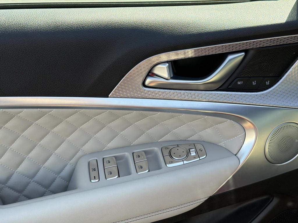 2023 Genesis G70 3.3T