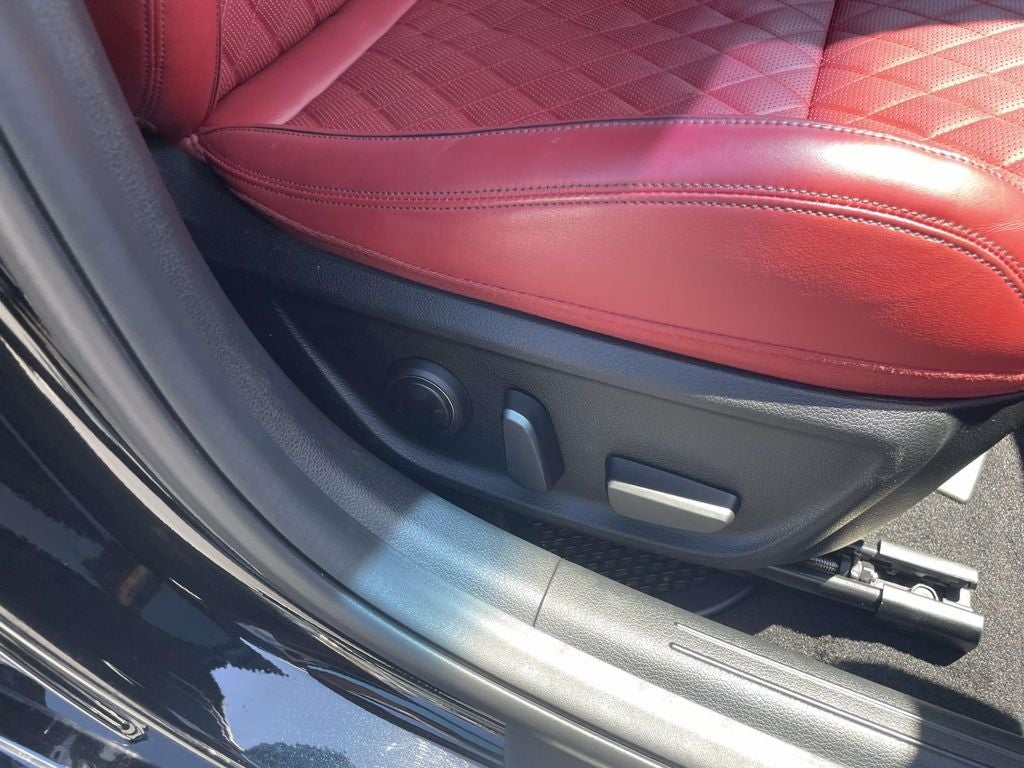 2023 Genesis G70 3.3T Sport Prestige