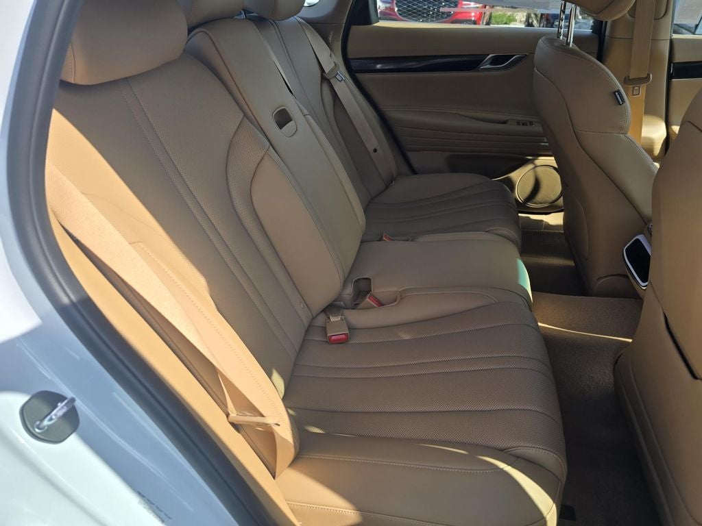 2026 Genesis G80 2.5T