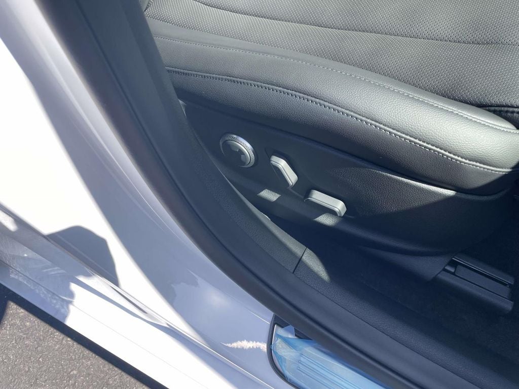 2026 Genesis G80 2.5T