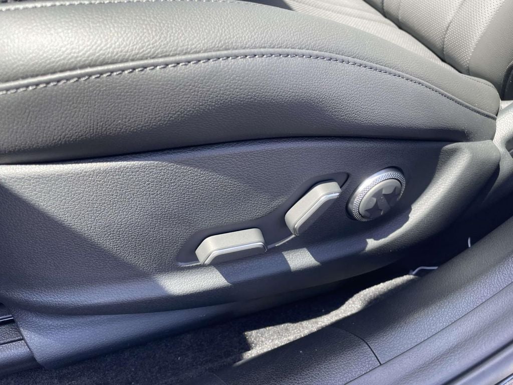 2026 Genesis G80 2.5T