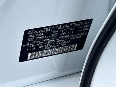 2024 Genesis Electrified G80 Advanced