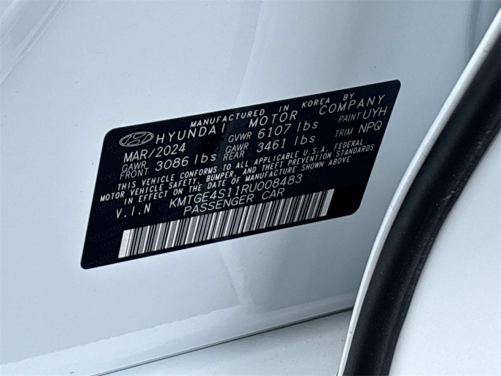 2024 Genesis Electrified G80 Advanced