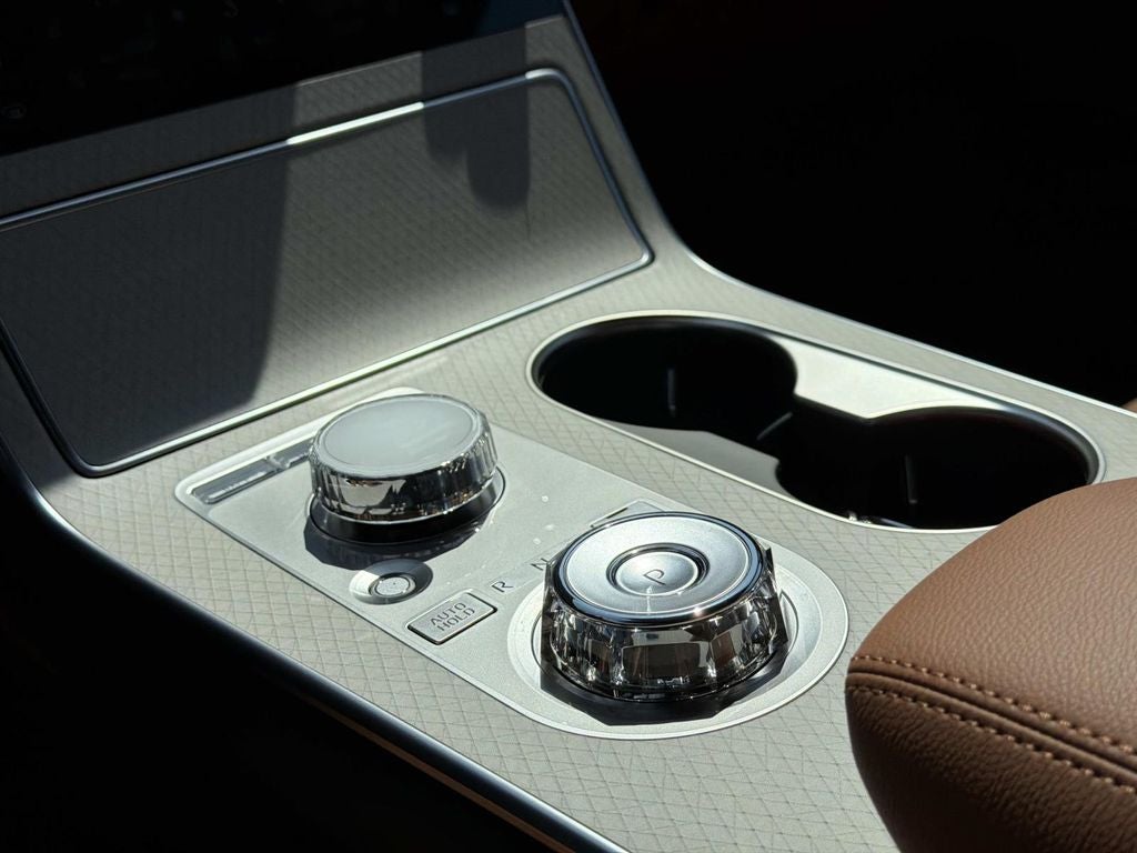 2027 Genesis GV80 2.5T ADVANCED