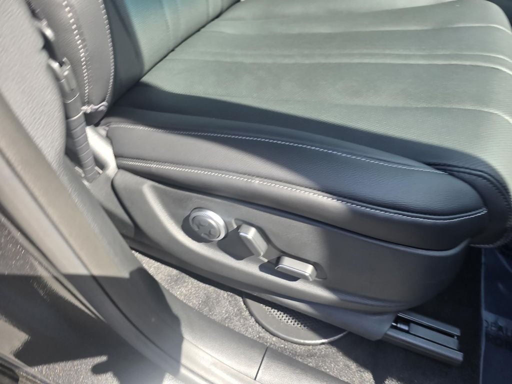 2026 Genesis GV80 2.5T