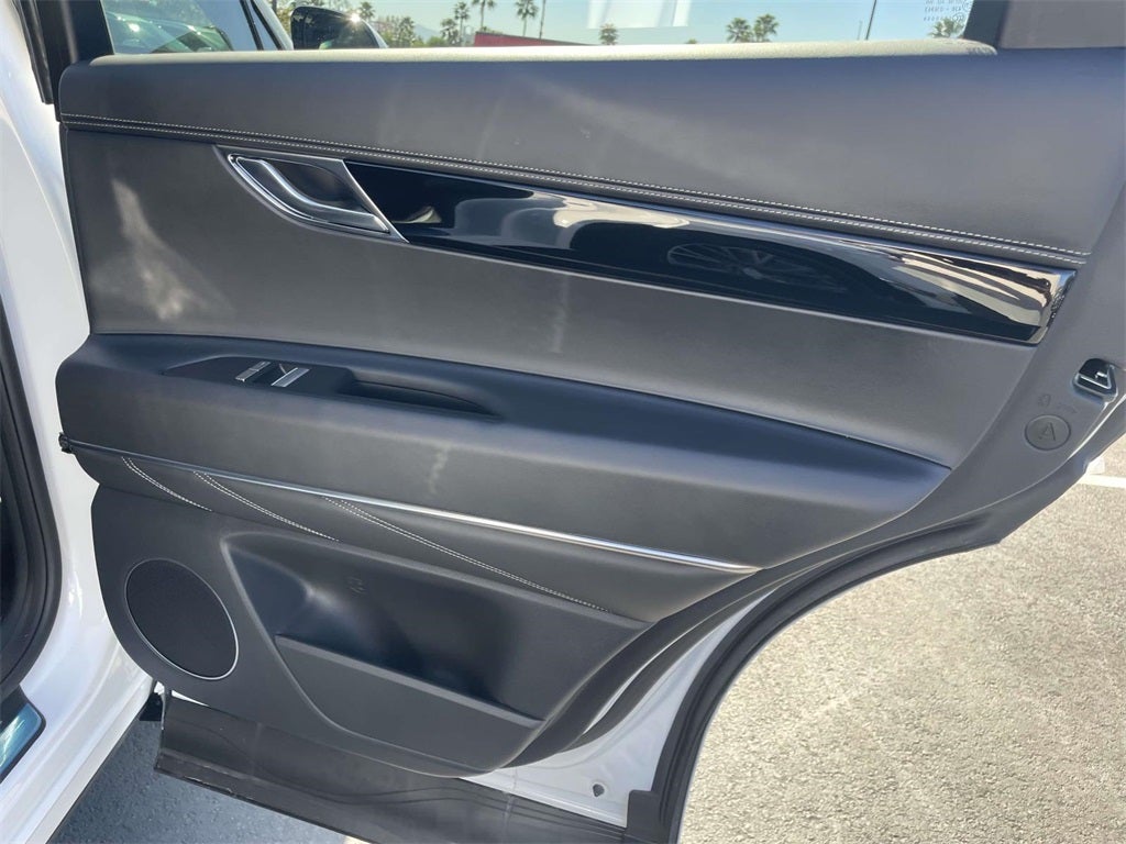 2026 Genesis GV80 2.5T