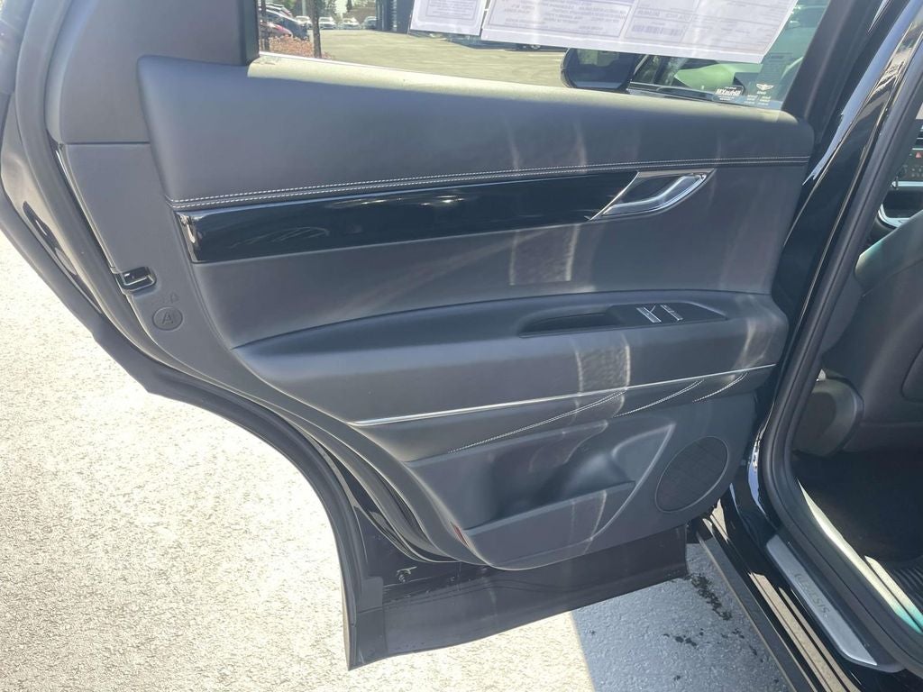 2026 Genesis GV80 2.5T