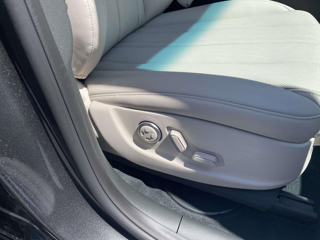 2026 Genesis GV80 2.5T
